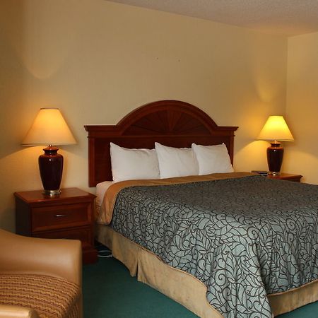 Shawano Four Seasons Resort ภายนอก รูปภาพ